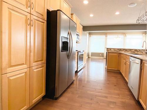 59 Panatella Boulevard Nw, Calgary, AB - Indoor Photo Showing Kitchen