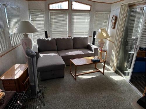 3017 35468 Range Road 30, Rural Red Deer County, AB - Indoor Photo Showing Living Room