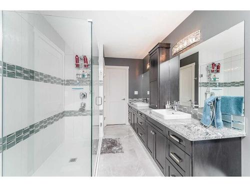 75 Valli Close, Sylvan Lake, AB - Indoor Photo Showing Bathroom