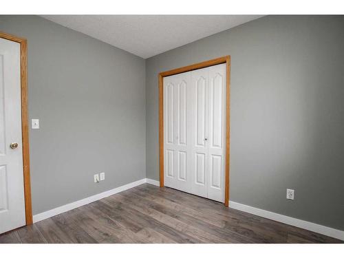 15 Dynes Street, Red Deer, AB - Indoor Photo Showing Other Room