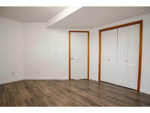 15 Dynes Street, Red Deer, AB - Indoor Photo Showing Other Room