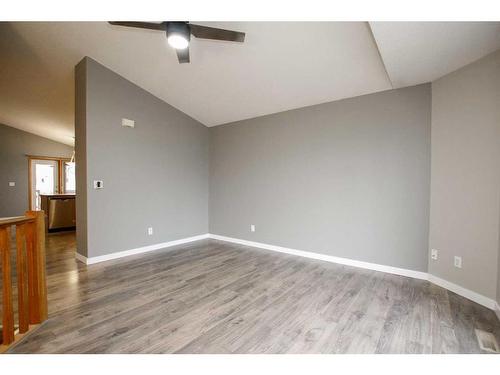 15 Dynes Street, Red Deer, AB - Indoor Photo Showing Other Room