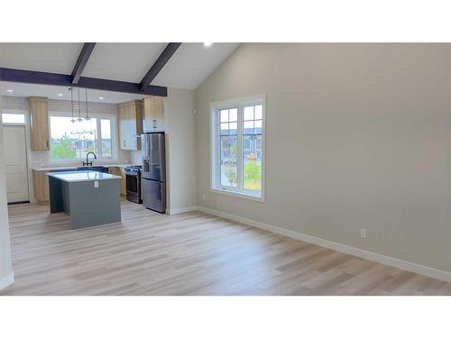 60 Thorkman Avenue, Red Deer, AB - Indoor Photo Showing Kitchen