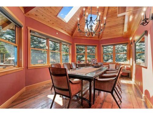 117 & 121-25054 South Pine Lake Road, Rural Red Deer County, AB - Indoor Photo Showing Dining Room