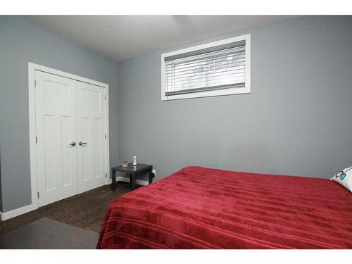 121 Traptow Close, Red Deer, AB - Indoor Photo Showing Bedroom