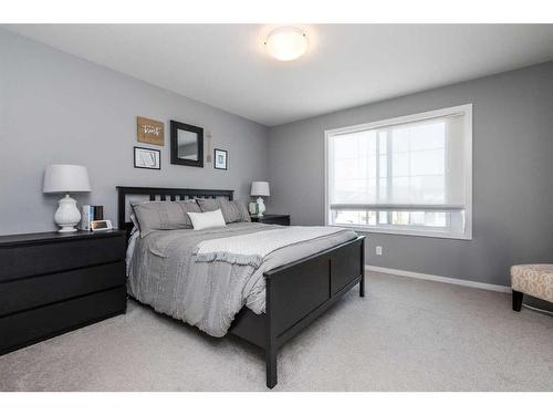 204 Thomlison Avenue, Red Deer, AB - Indoor Photo Showing Bedroom