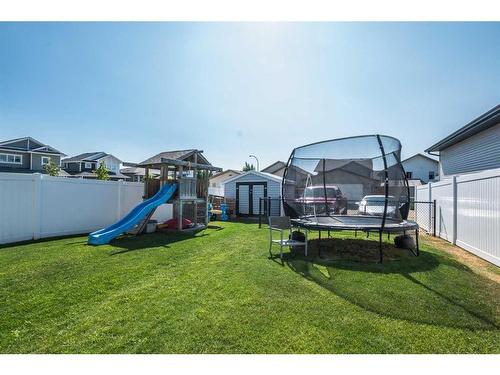 204 Thomlison Avenue, Red Deer, AB - Outdoor