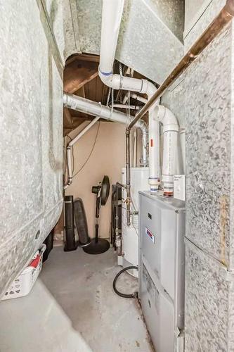 3511 33 Street Se, Calgary, AB - Indoor Photo Showing Basement