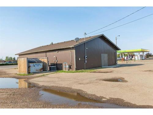 5922 50 Avenue, Stettler, AB 