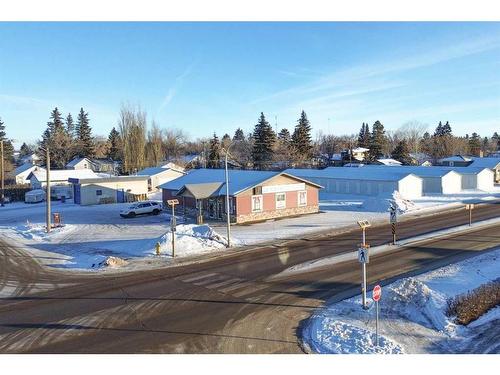 5922 50 Avenue, Stettler, AB 