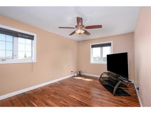 3712 69 St., Camrose, AB - Indoor Photo Showing Other Room