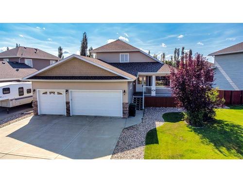 3712 69 St., Camrose, AB - Outdoor