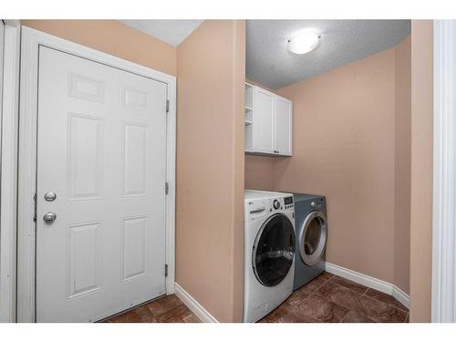 3712 69 St., Camrose, AB - Indoor Photo Showing Laundry Room