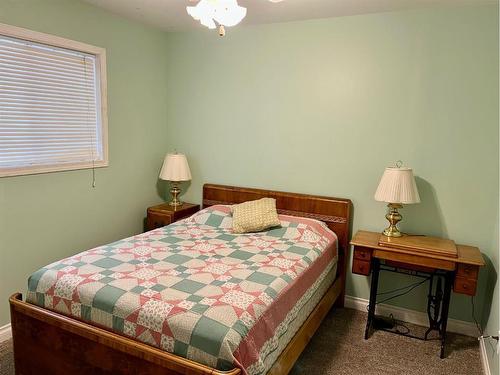 412 Lobstick Trail, Rural Clearwater County, AB - Indoor Photo Showing Bedroom