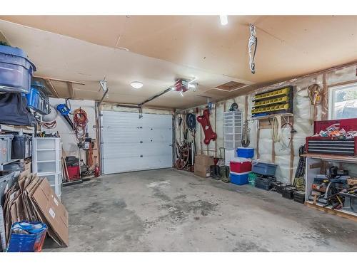 412 Lobstick Trail, Rural Clearwater County, AB - Indoor Photo Showing Garage