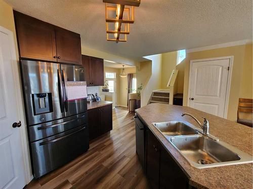 41 Juniper Close, Red Deer, AB - Indoor Photo Showing Kitchen With Double Sink