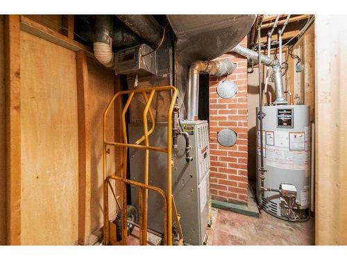 5014 56 Street, Stettler, AB - Indoor Photo Showing Basement