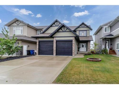 123 Morris Court, Blackfalds, AB - Outdoor With Facade