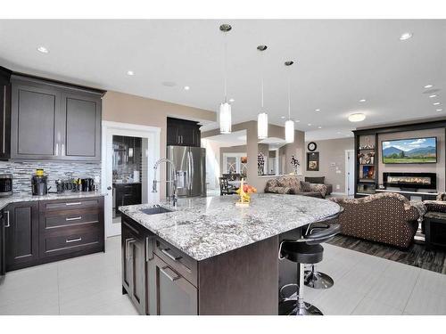 242-27240 Township Road 392, Rural Red Deer County, AB - Indoor Photo Showing Kitchen With Upgraded Kitchen