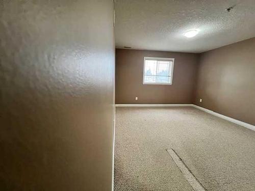 205-5204 52 Avenue, Tofield, AB - Indoor Photo Showing Other Room