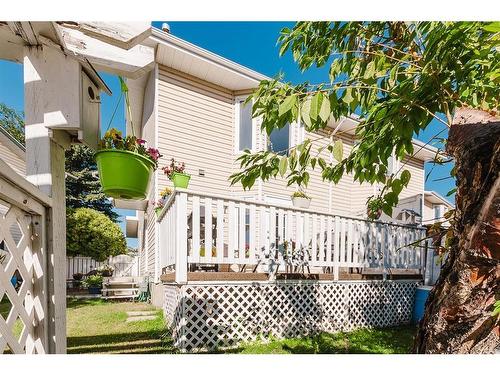 37 Kirsch Close, Red Deer, AB - Outdoor With Deck Patio Veranda