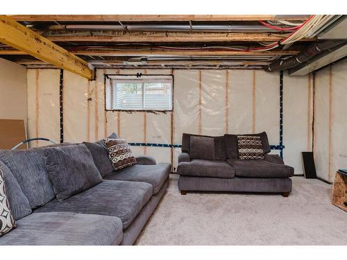 137 Hampton Crescent, Sylvan Lake, AB - Indoor Photo Showing Basement