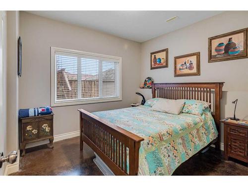 6 Ivany Close, Red Deer, AB - Indoor Photo Showing Bedroom