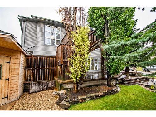 6 Ivany Close, Red Deer, AB - Outdoor