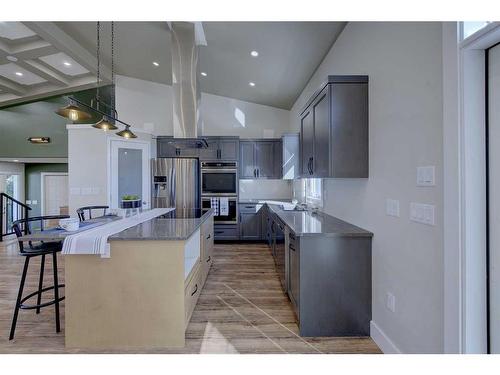 A/B-5333 76 Street, Red Deer, AB - Indoor Photo Showing Kitchen With Stainless Steel Kitchen With Upgraded Kitchen