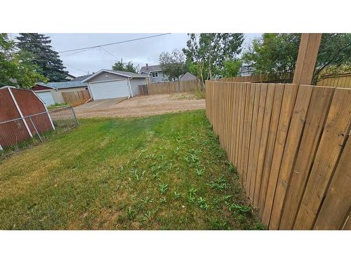 4618 Imperial Avenue, Coronation, AB - Outdoor