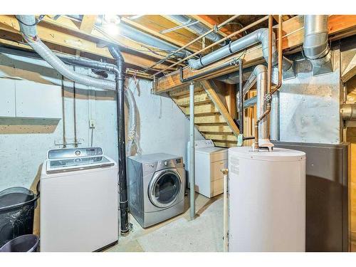 32 Mcblane Close, Red Deer, AB - Indoor Photo Showing Laundry Room