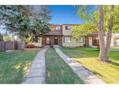 32 Mcblane Close, Red Deer, AB - Outdoor With Facade