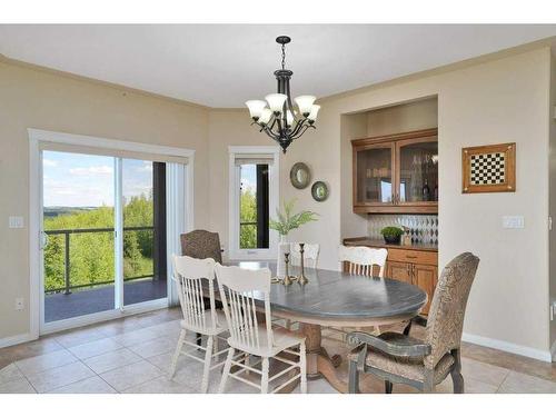 41313 Rr#31, Rural Lacombe County, AB - Indoor Photo Showing Dining Room