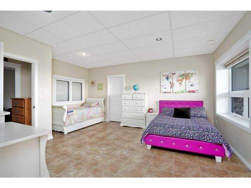 41313 Rr#31, Rural Lacombe County, AB - Indoor Photo Showing Bedroom