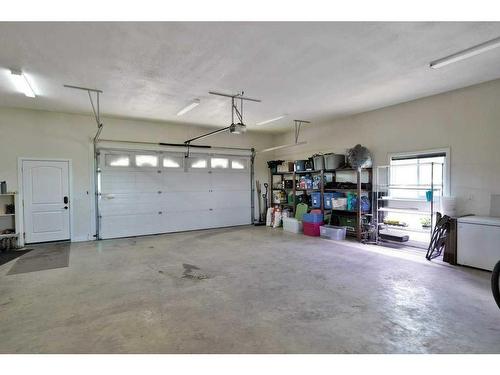 41313 Rr#31, Rural Lacombe County, AB - Indoor Photo Showing Garage