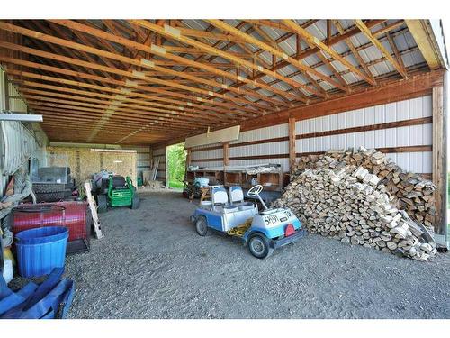 41313 Rr#31, Rural Lacombe County, AB -  Photo Showing Garage