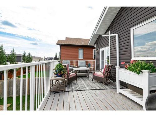 19 Morris Court, Blackfalds, AB - Outdoor With Deck Patio Veranda With Exterior