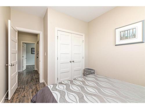 19 Morris Court, Blackfalds, AB - Indoor Photo Showing Bedroom