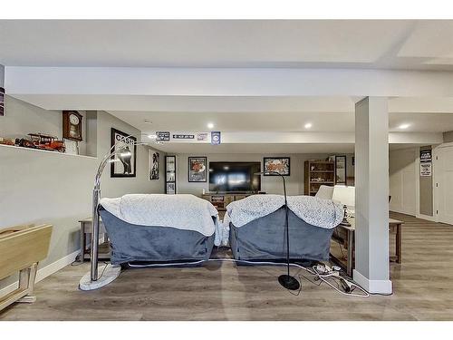 13 Valarosa Cove, Didsbury, AB - Indoor Photo Showing Bedroom