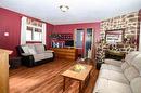 5124 50 Avenue, Sylvan Lake, AB  - Indoor Photo Showing Living Room 