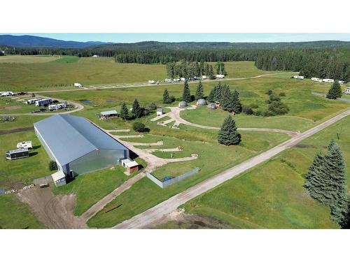 84038 591 Highway, Caroline, AB 