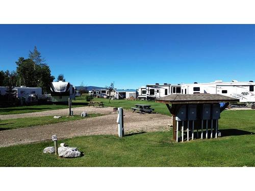 84038 591 Highway, Caroline, AB 