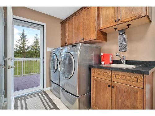 12-Range Road 22 51505, Rural Parkland County, AB - Indoor Photo Showing Laundry Room