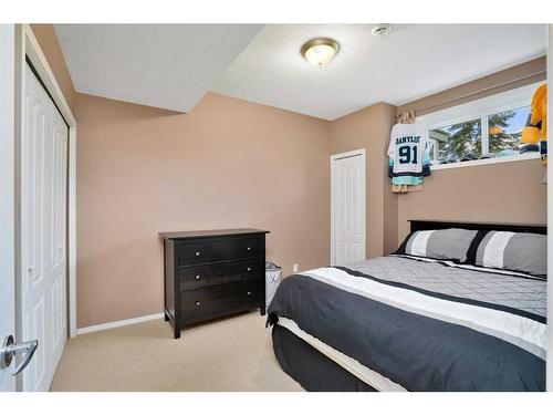 12-Range Road 22 51505, Rural Parkland County, AB - Indoor Photo Showing Bedroom