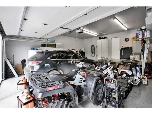 12-Range Road 22 51505, Rural Parkland County, AB - Indoor Photo Showing Garage