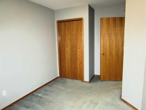 7 Adams Close, Red Deer, AB - Indoor Photo Showing Other Room