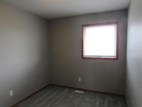 7 Adams Close, Red Deer, AB - Indoor Photo Showing Other Room