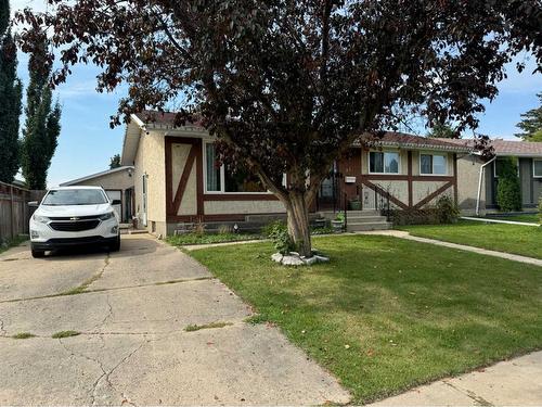 95 Norris Close, Red Deer, AB - Outdoor