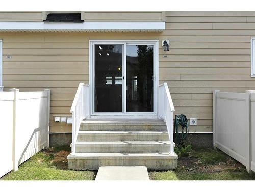 102-30 Carleton Avenue, Red Deer, AB - Outdoor With Exterior