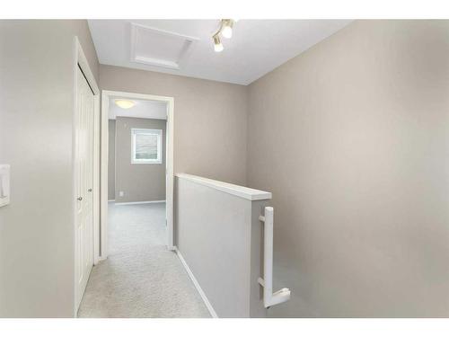 102-30 Carleton Avenue, Red Deer, AB - Indoor Photo Showing Other Room